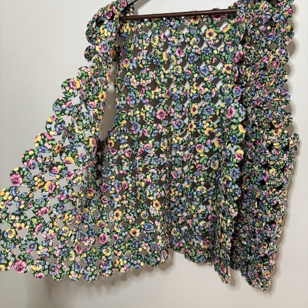 VTG Homemade Rosettes Vest Multicolor Floral Women's OS Unique Artsy Art To Wear - Picture 3 of 8